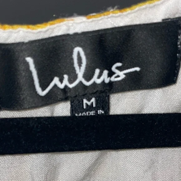 Lulu's Golden Floral Midi Dress size medium - Picture 4 of 4